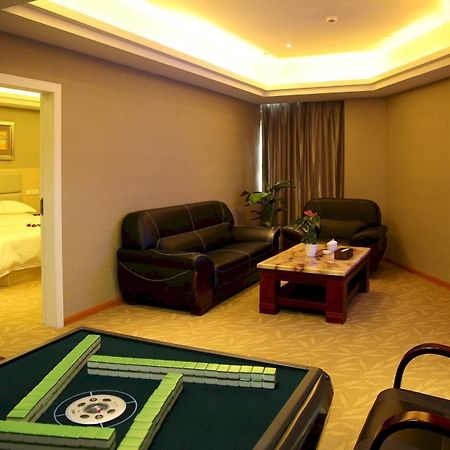 Jinyan Hotel กวางโจว ภายนอก รูปภาพ